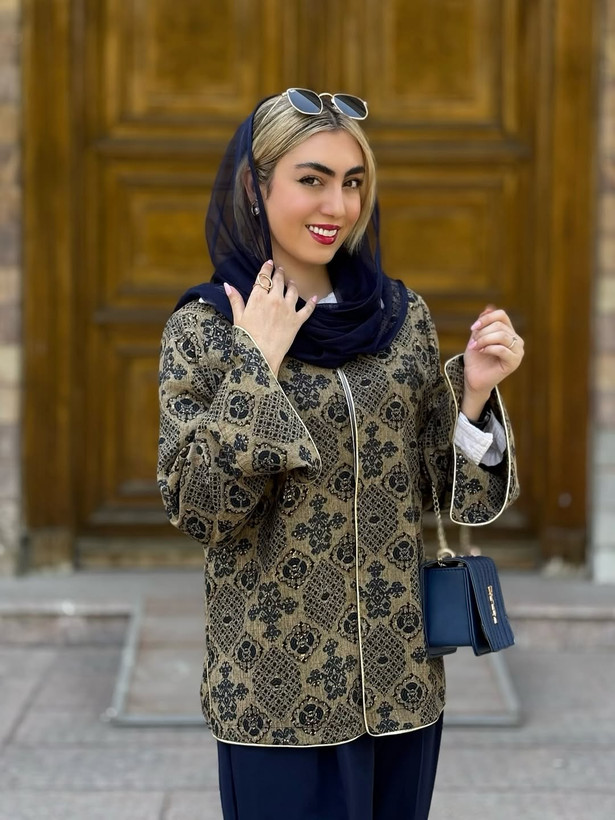 استایل لایرا