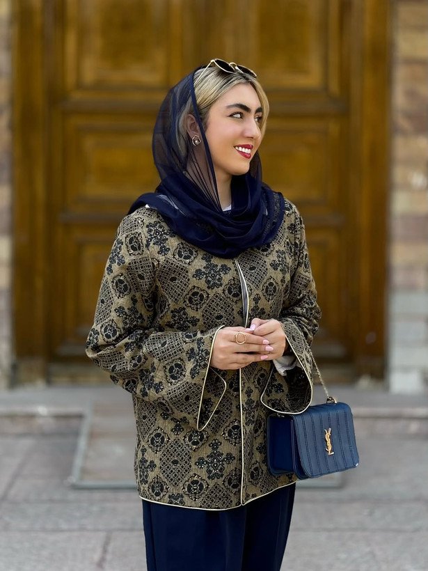 استایل لایرا