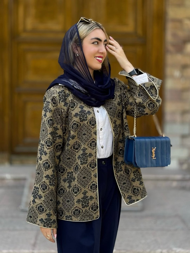استایل لایرا